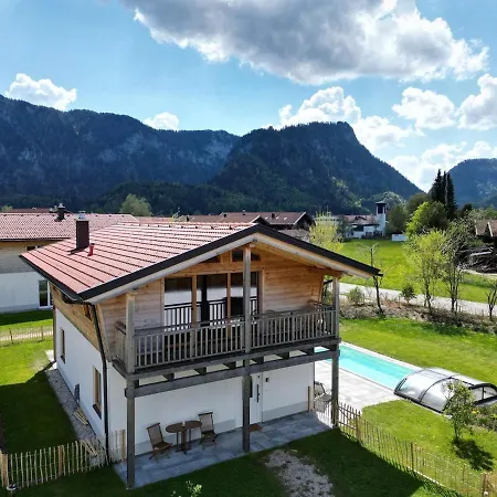 Chalé Kuhglockerl Mit Pool, Whirlpool & Sauna Fuer 8 *