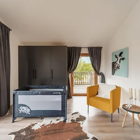 Kuhglockerl Mit Pool, Whirlpool & Sauna Fuer 8 Chalet