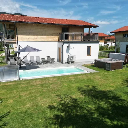Chalet Kuhglockerl Mit Pool, Whirlpool & Sauna Fuer 8 *