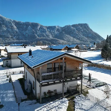 Kuhglockerl Mit Pool, Whirlpool & Sauna Fuer 8 Chalé *