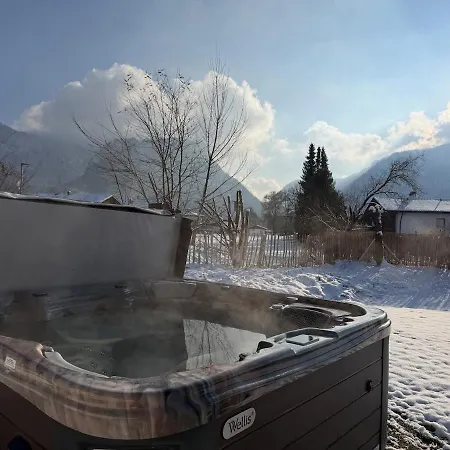 Chalet Kuhglockerl Mit Pool, Whirlpool & Sauna Fuer 8 Inzell