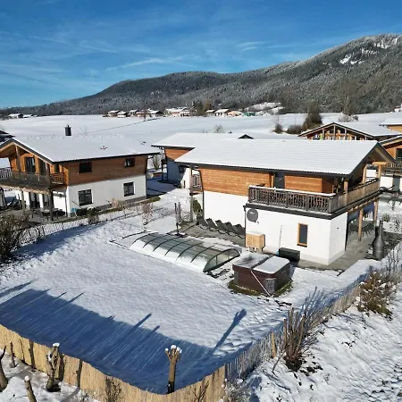 Kuhglockerl Mit Pool, Whirlpool & Sauna Fuer 8