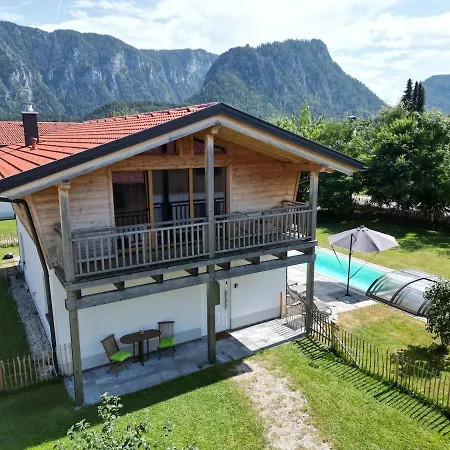 Kuhglockerl Mit Pool, Whirlpool & Sauna Fuer 8 *
